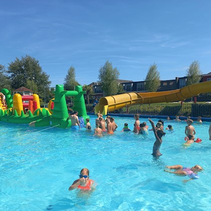 Zwemmen en Stormbaan Warffum
